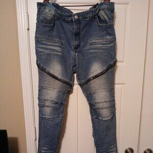 Men’s Refinery Republic Jeans – Size 44/32 – Gently Used